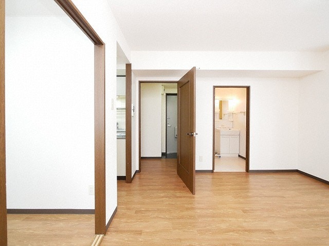 ＫＮ南１条マンションの物件内観写真