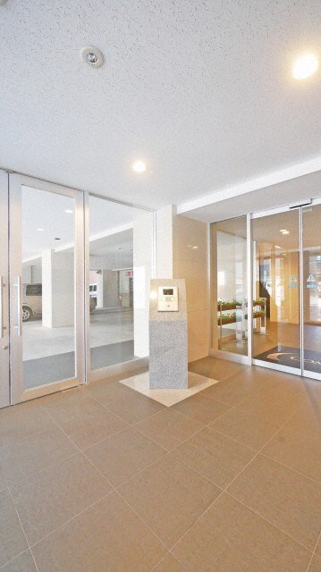 コンフォリア北三条の物件外観写真