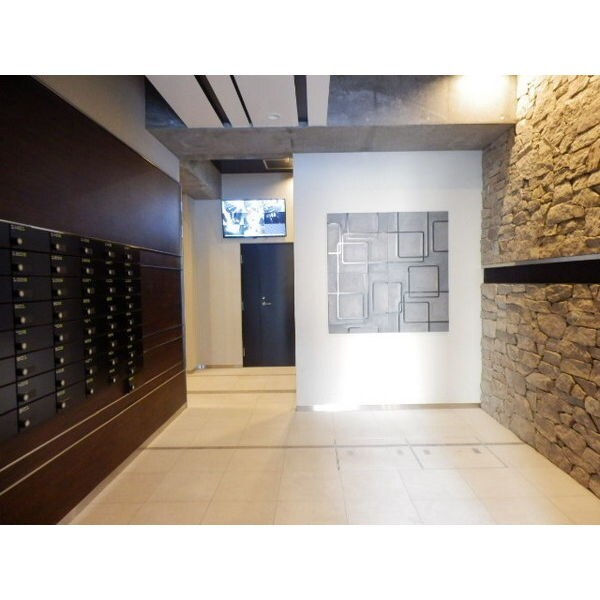 MODENA FINESTの物件外観写真