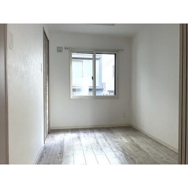 グランドサクセスピスタの物件内観写真