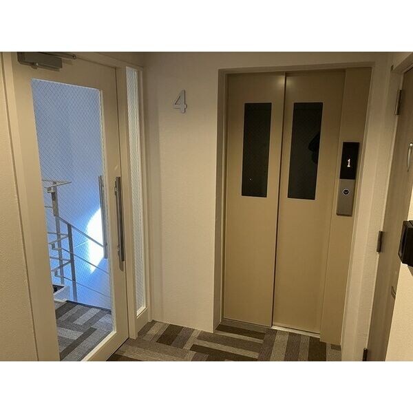 グランドサクセスピスタの物件内観写真