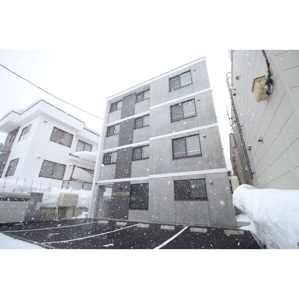 ラシュレN15の物件外観写真