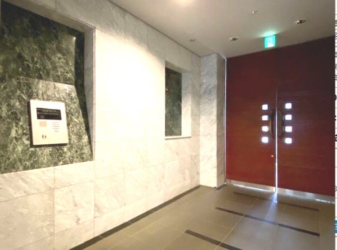 アルファスクエア大通の物件外観写真