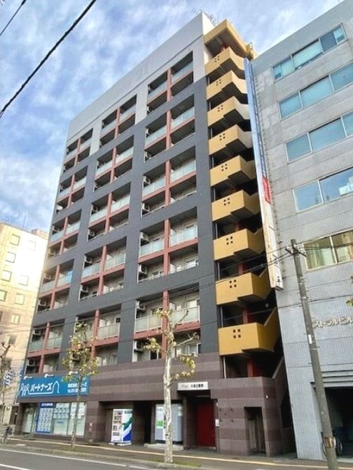 アルファスクエア大通の物件外観写真