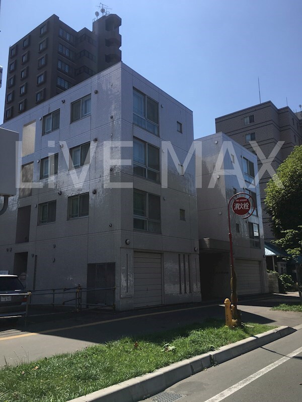 プレステージ知事公館の物件外観写真