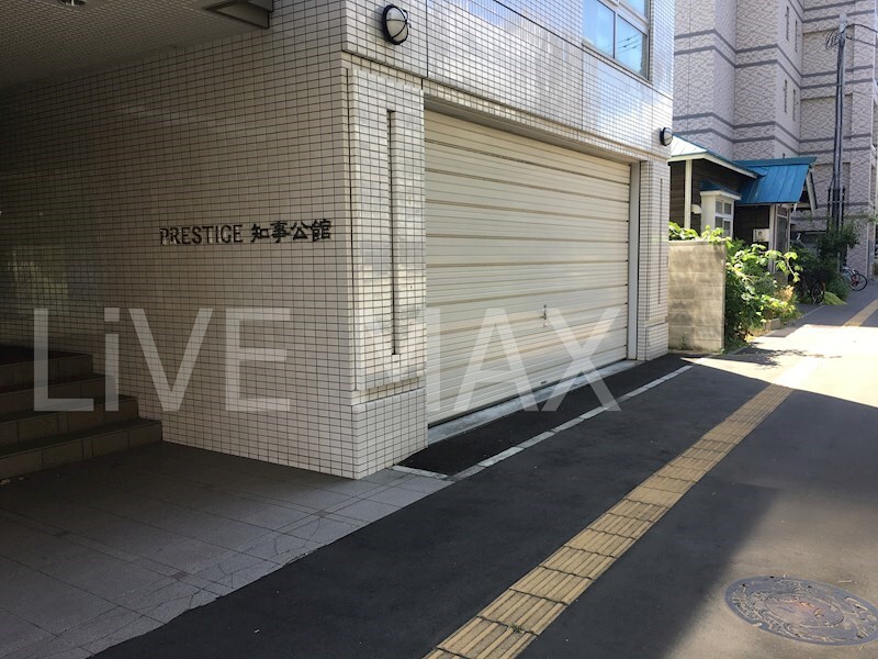 プレステージ知事公館の物件外観写真