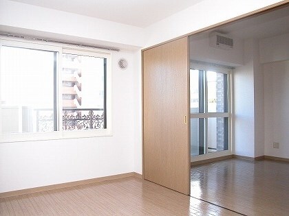 ティアラN5の物件内観写真