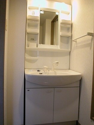 ティアラN5の物件内観写真