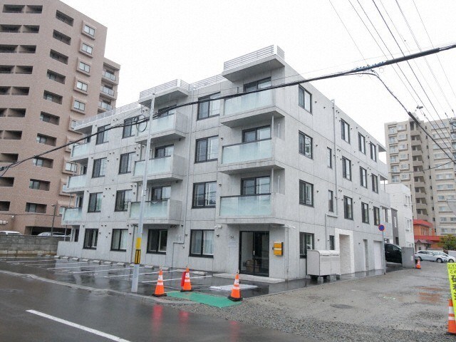 Ｂｏｒｎ１２１４の物件外観写真