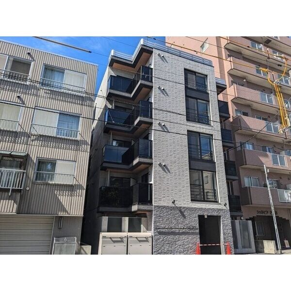 グラン・フェリアの物件外観写真