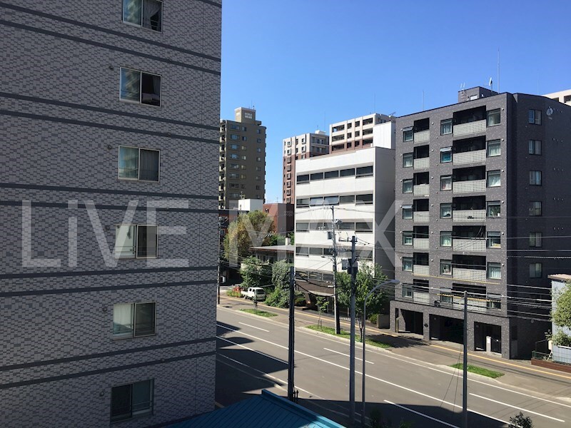 プレステージ知事公館の物件外観写真