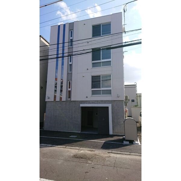 ファランドール幌平橋の物件外観写真