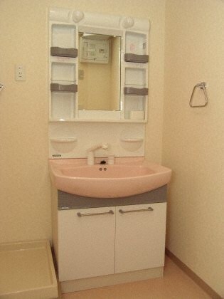 ティアラタワー中島倶楽部の物件内観写真