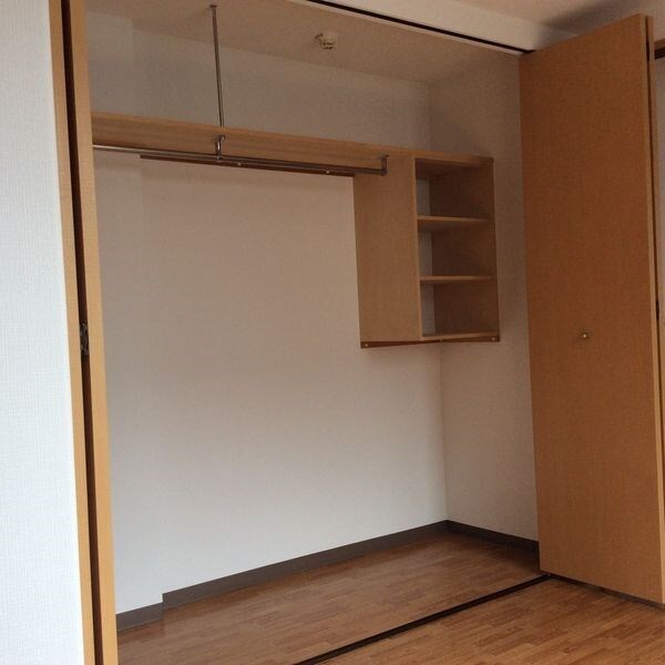 センチュリースペース中央411の物件内観写真