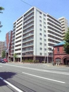 レジディア北三条の物件外観写真