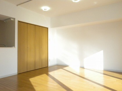 シャンドール宮の森の物件内観写真