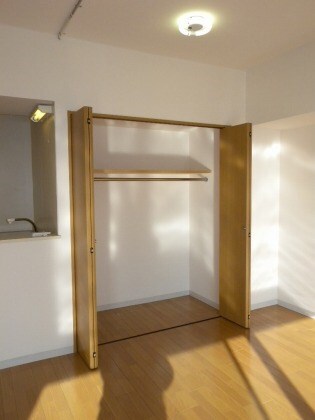 シャンドール宮の森の物件内観写真