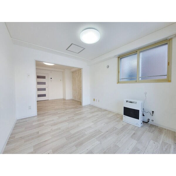 プレジール山鼻の物件内観写真