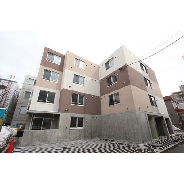 グランティエラGGの物件外観写真