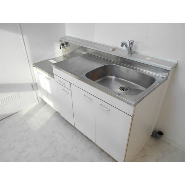 ルナグランス山鼻の物件内観写真