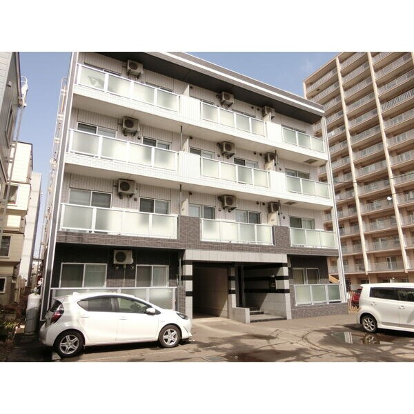 サンコート北7条弐番館の物件外観写真