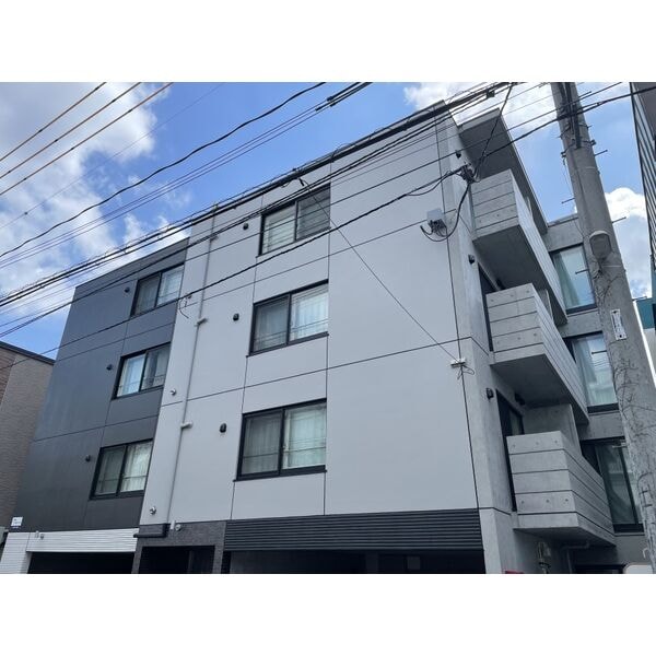 ビナーリオ旭山公園通の物件外観写真