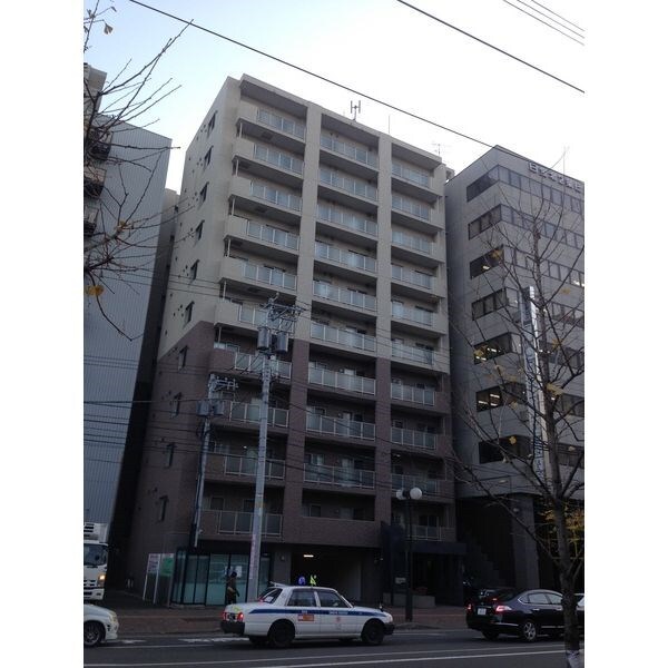 ヘルム21の物件外観写真