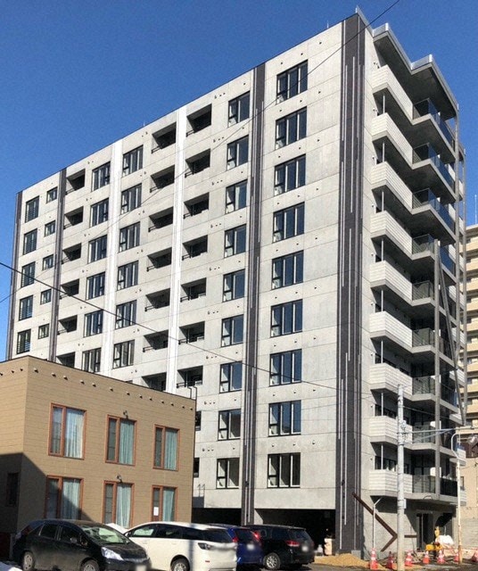 ＭＯＤＥＮＡ　ＳＩＡＮの物件外観写真