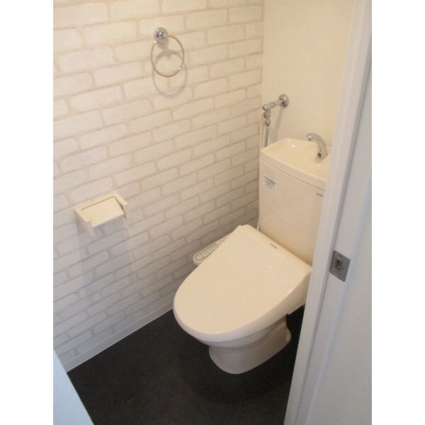 コローレ知事公館前の物件内観写真