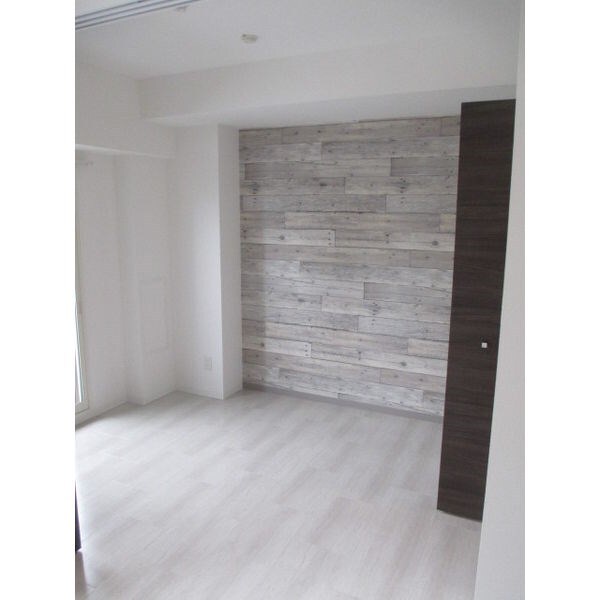 コローレ知事公館前の物件内観写真