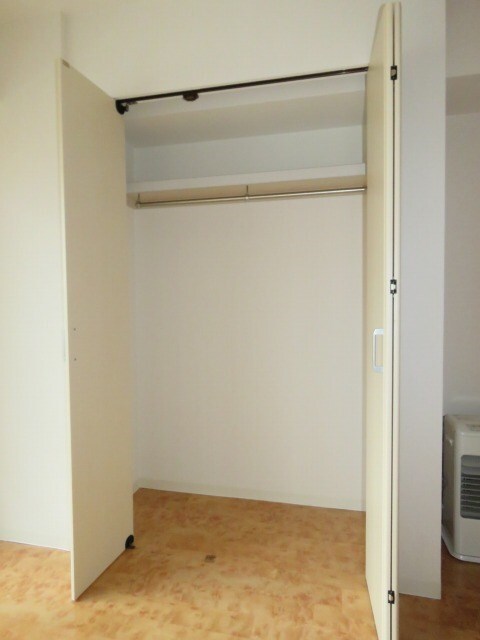 アンソレイエ　ヴィ　メゾンの物件内観写真