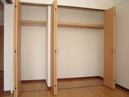 ティアラタワー中島倶楽部の物件内観写真