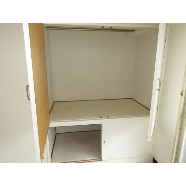 プレジール山鼻の物件内観写真