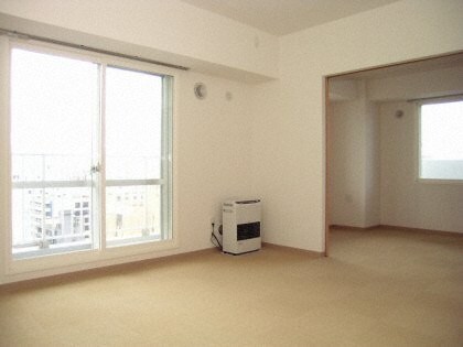 ティアラタワー中島倶楽部の物件内観写真