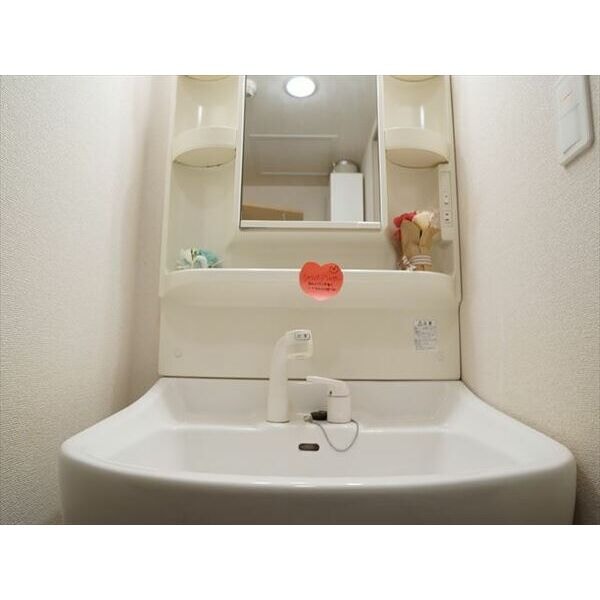 デルソール南6条の物件内観写真