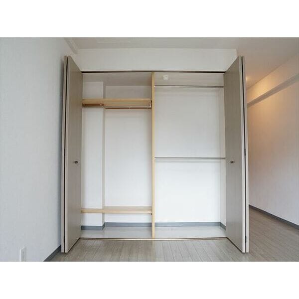 デルソール南6条の物件内観写真