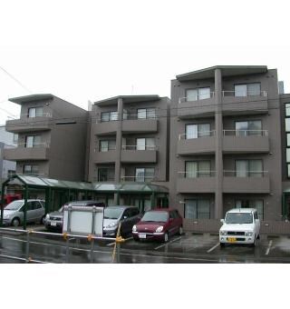 カピテーヌ円山の物件外観写真