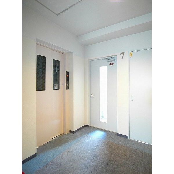 パルティーレ山鼻の物件外観写真