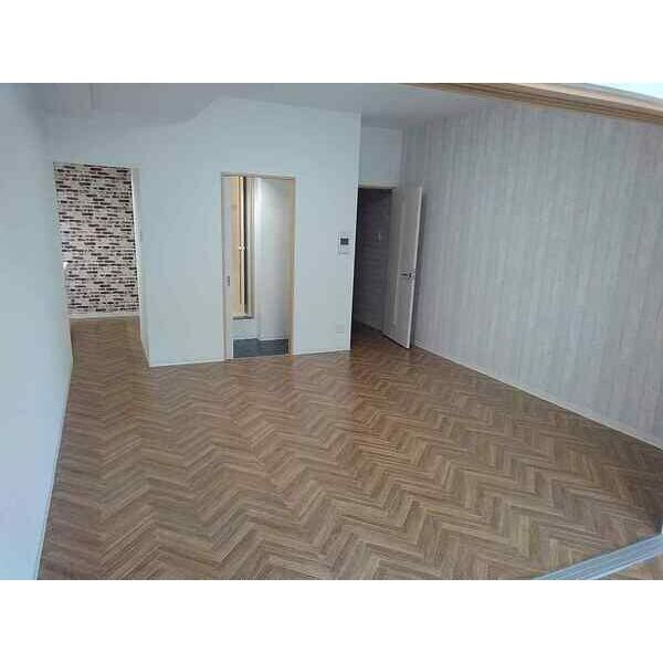 パルティーレ山鼻の物件内観写真