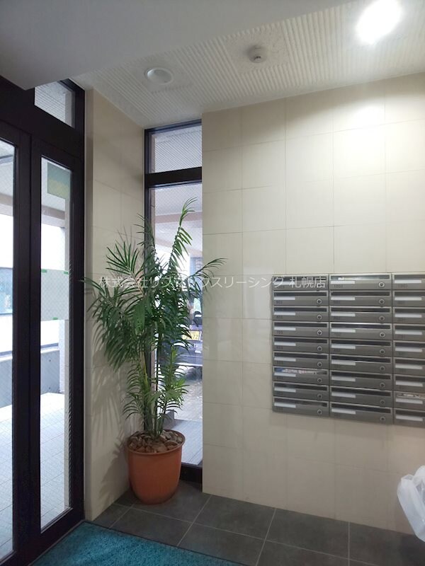 アリスマナーＢＬＤの物件外観写真