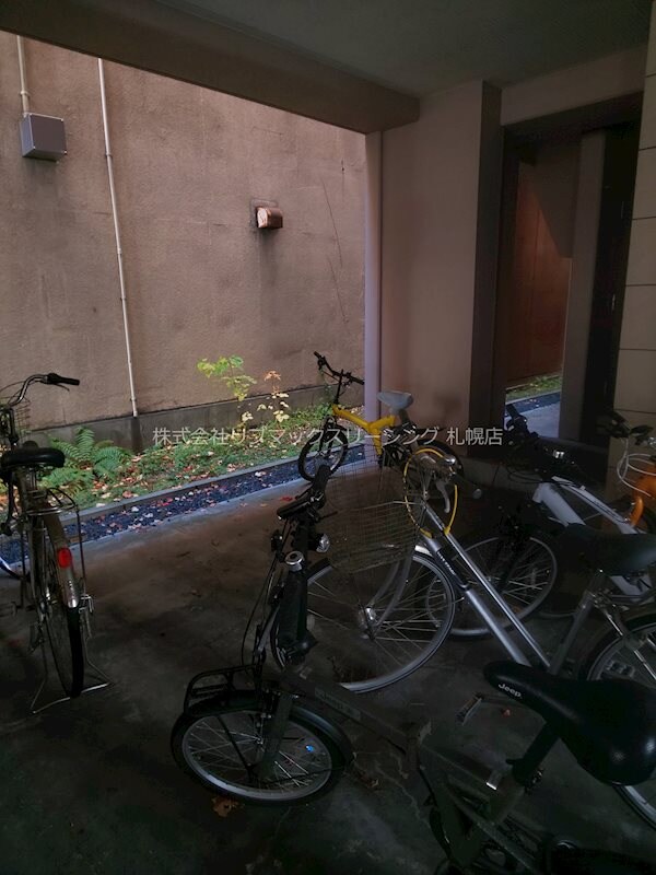 アリスマナーＢＬＤの物件内観写真