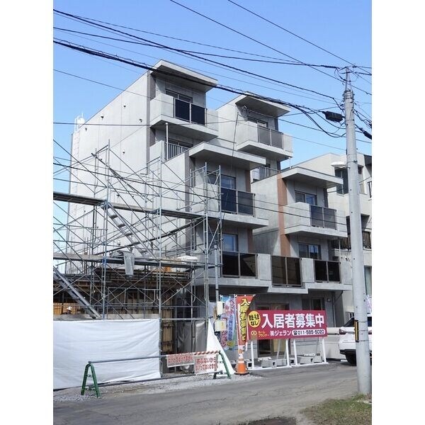 クラフト伏見の物件外観写真