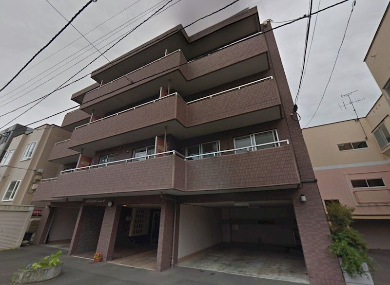 アベニュー２２４の物件外観写真