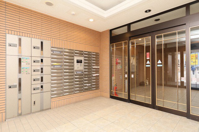 ティアラ資生館の物件外観写真