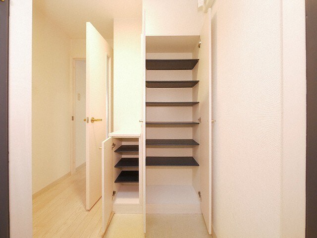 ティアラ資生館の物件内観写真