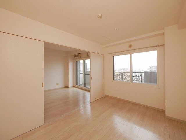 ティアラ資生館の物件内観写真