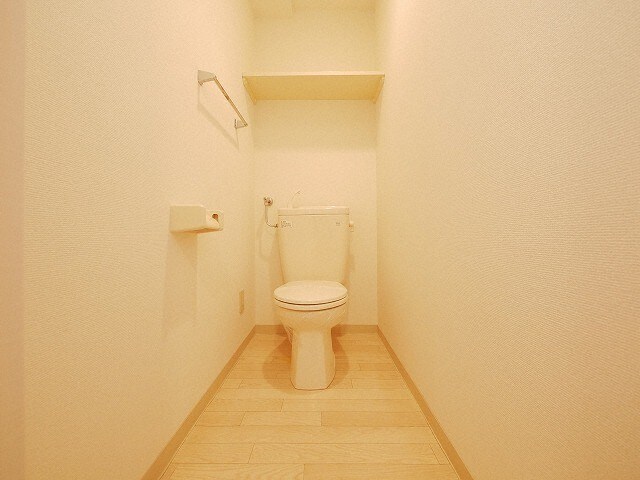 ティアラ資生館の物件内観写真