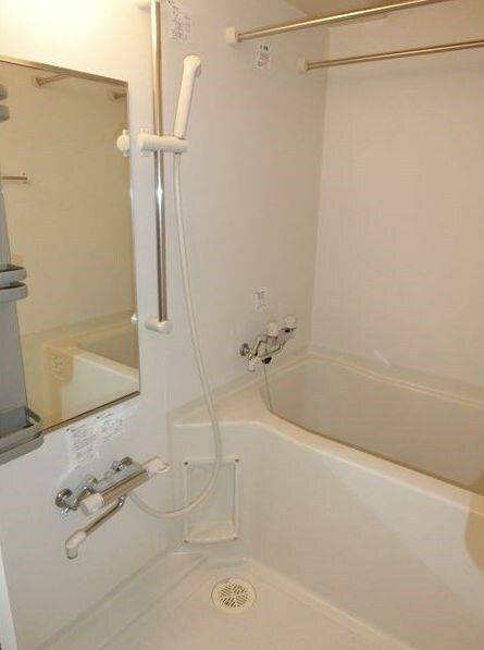 ロイスガーデン山鼻の物件内観写真