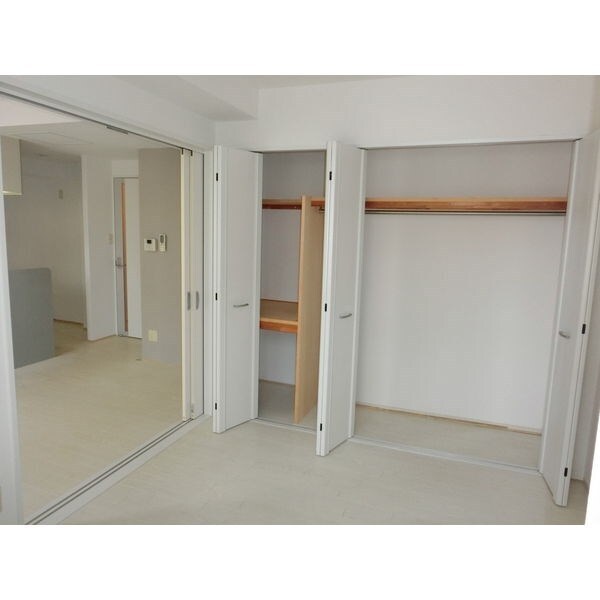 ロイスガーデン山鼻の物件内観写真