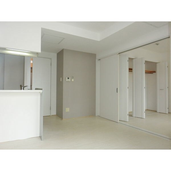 ロイスガーデン山鼻の物件内観写真